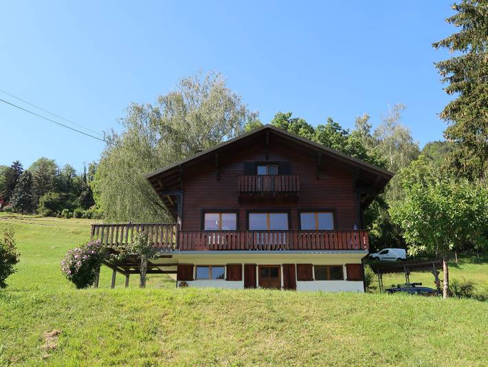 Ferienhaus für 4 Personen, mit Balkon und Terrasse sowie Garten und Ausblick am Genfer See