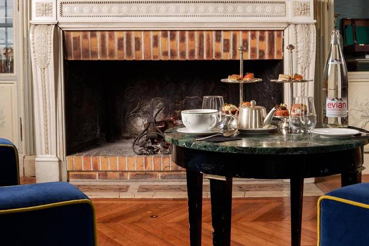 Hôtel pour 2 personnes, avec jacuzzi et jardin ainsi que piscine et sauna, animaux acceptés à Montbazon - 2