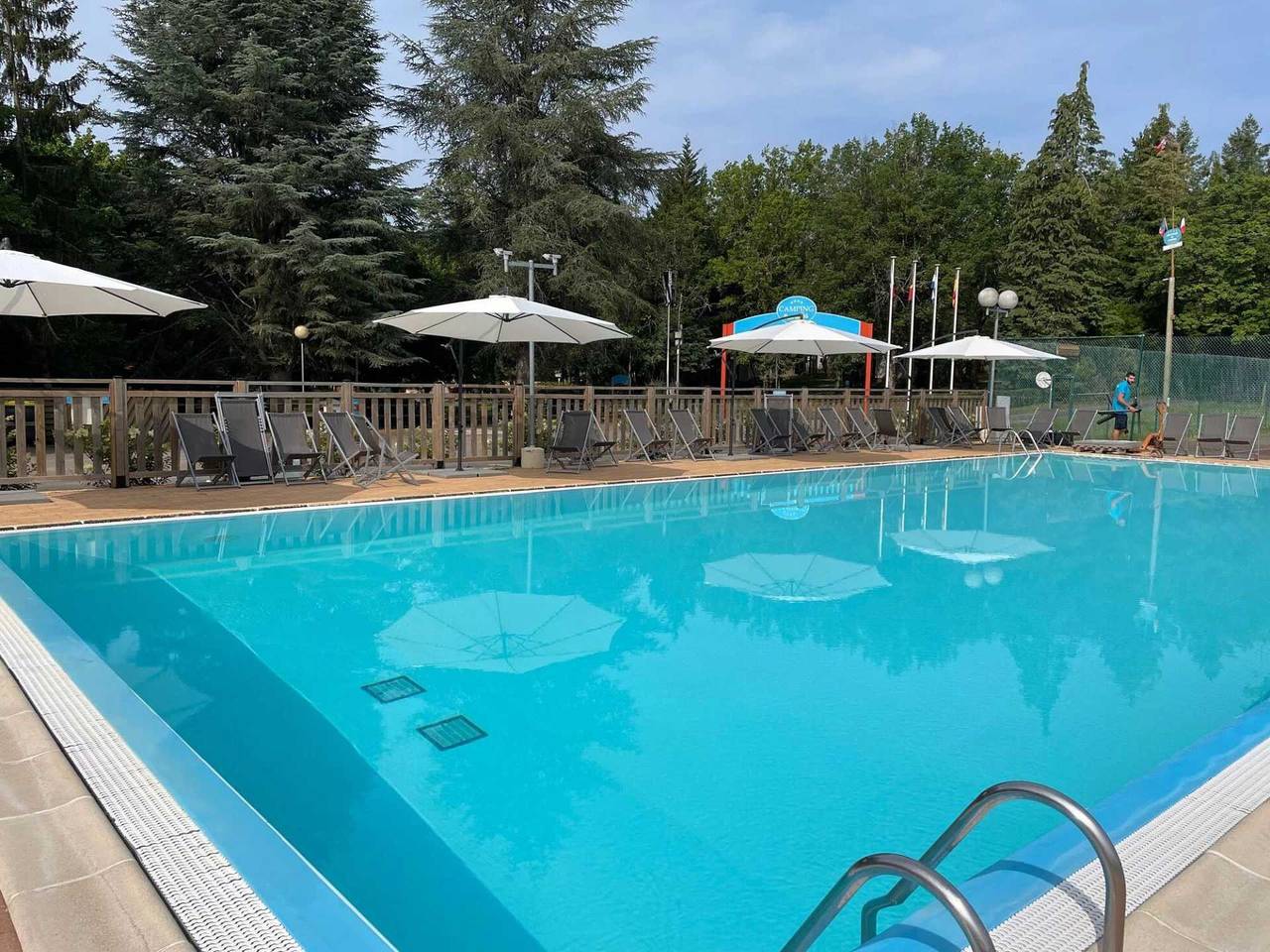 Camping 4 étoiles - Piscine  - ef0iid in Sainte-Nathalène, Périgord Noir