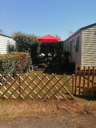 Camping pour 4 personnes, avec Terrasse et Jardin