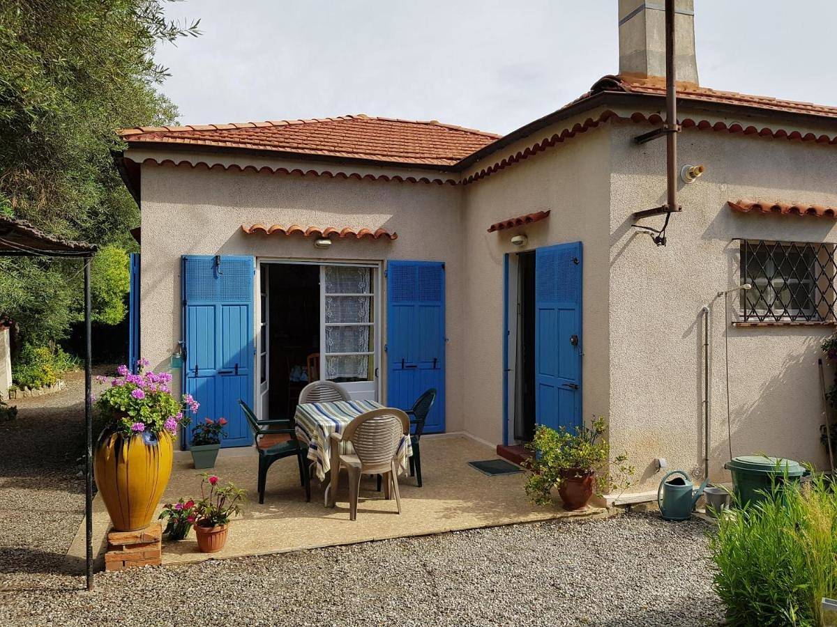 Two-Bedroom House in Antibes, Mittelmeerküste (Frankreich)