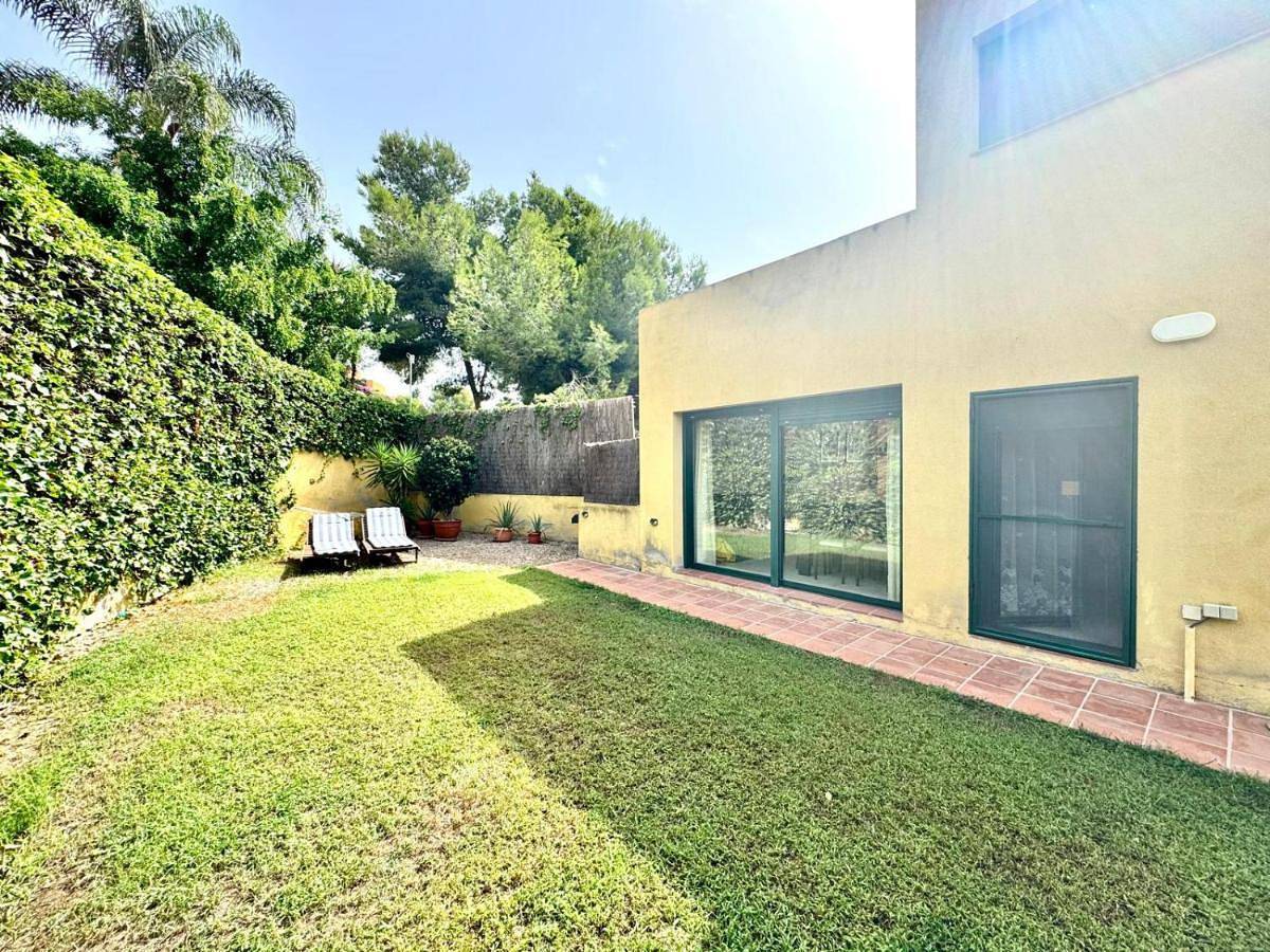 Three-Bedroom House in La Móra, Tarragona