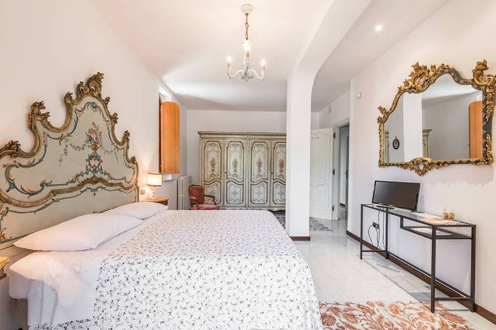 Villa Mary, Stil und Entspannung nur einen Steinwurf vom Meer entfernt in Trani, Barletta-Andria-Trani