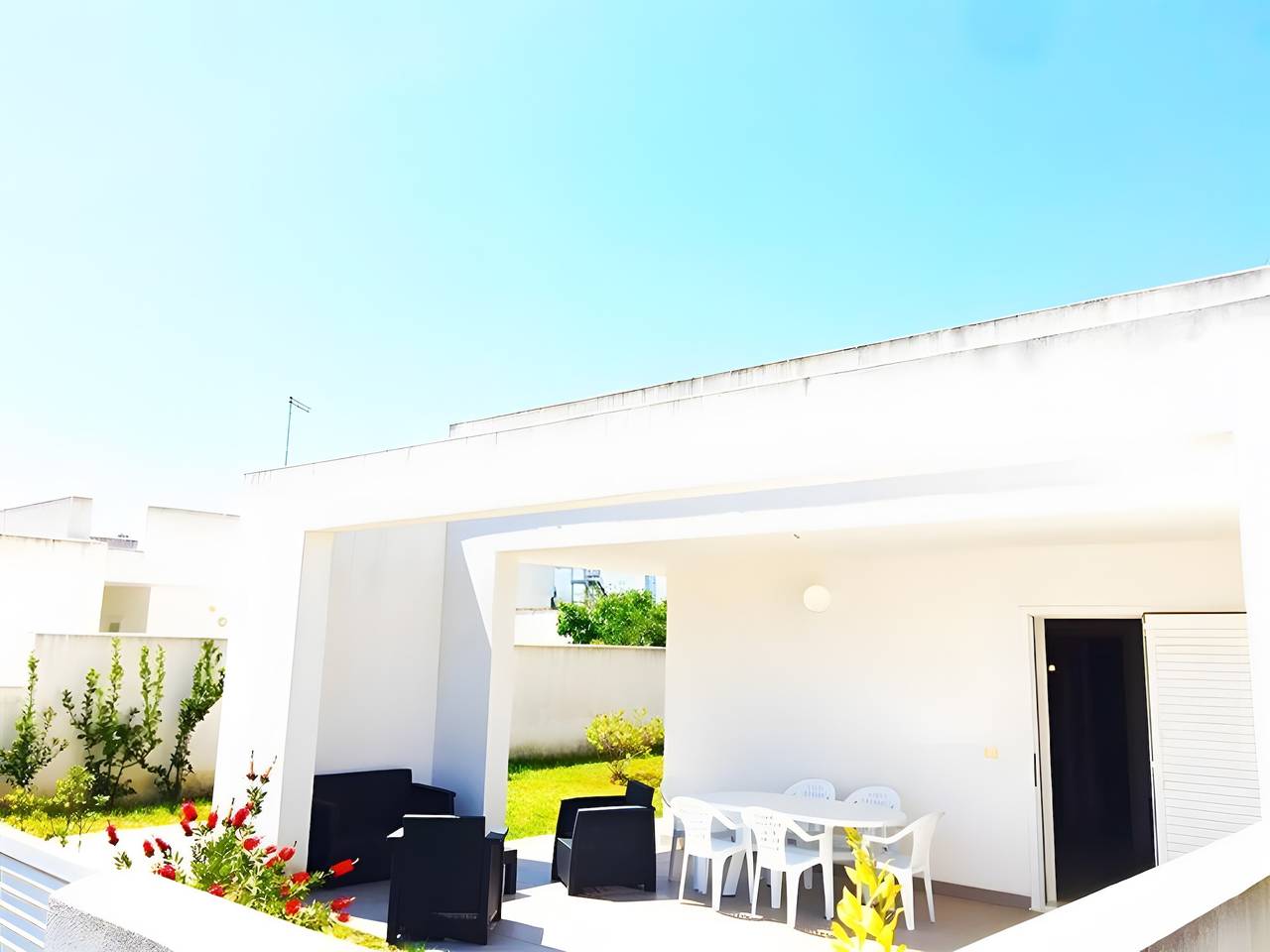 Villa Poesia By Ville Refolo avec Jardin Privé et Climatisation in Torre Specchia Ruggeri, Melendugno