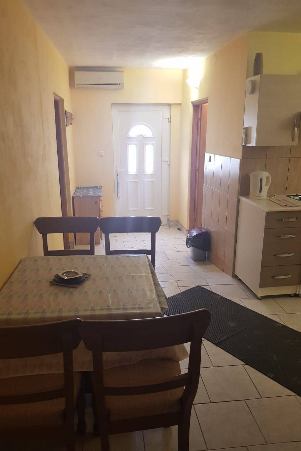 Cały apartament, Harley 1 oder 6 in Karlobag, Velebit Nature Park