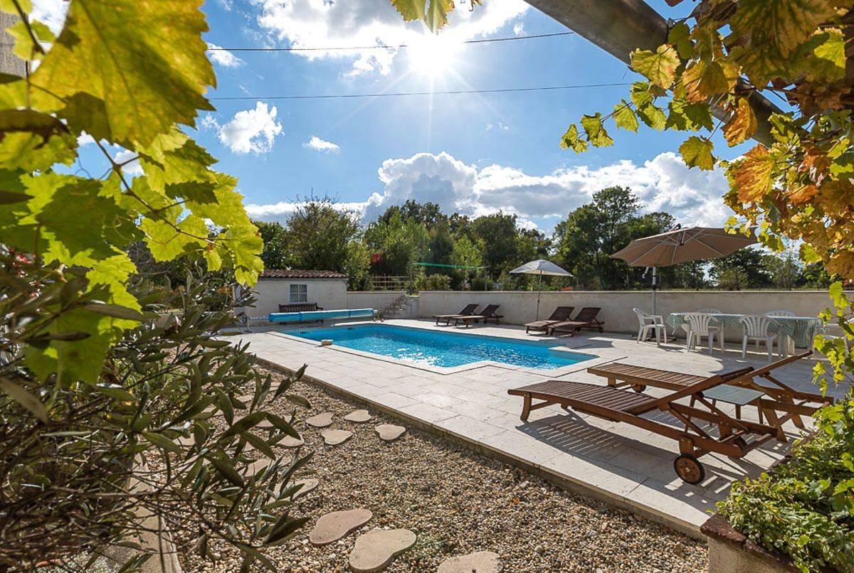 Maison Merisier in Montpon-Ménestérol, Périgord Blanc