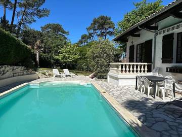 Villa pour 8 personnes, avec piscine ainsi que vue et jardin, animaux acceptés sur la Dune du Pilat