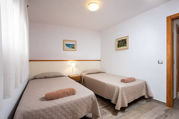 /House In The Countryside With Swimming Pool, On A Fruit Farm At 3 Kms.De Puerto Mogán in Lomo Quiebre, Mogán