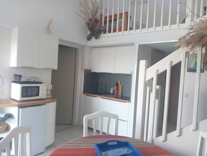 Gîte pour 4 personnes, avec terrasse et piscine à Saint-Cyprien - 3