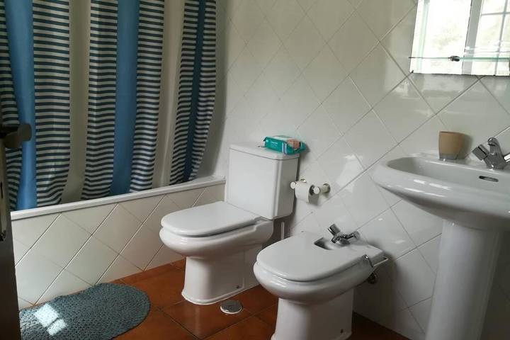 Location de vacances pour 6 personnes, avec jardin à Vila Nova de Milfontes - 4