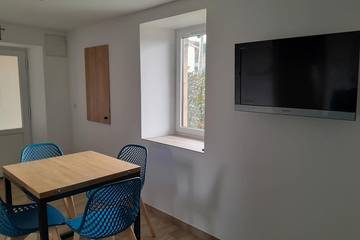 Gîte pour 4 personnes, avec terrasse à Gilhoc-sur-Ormèze