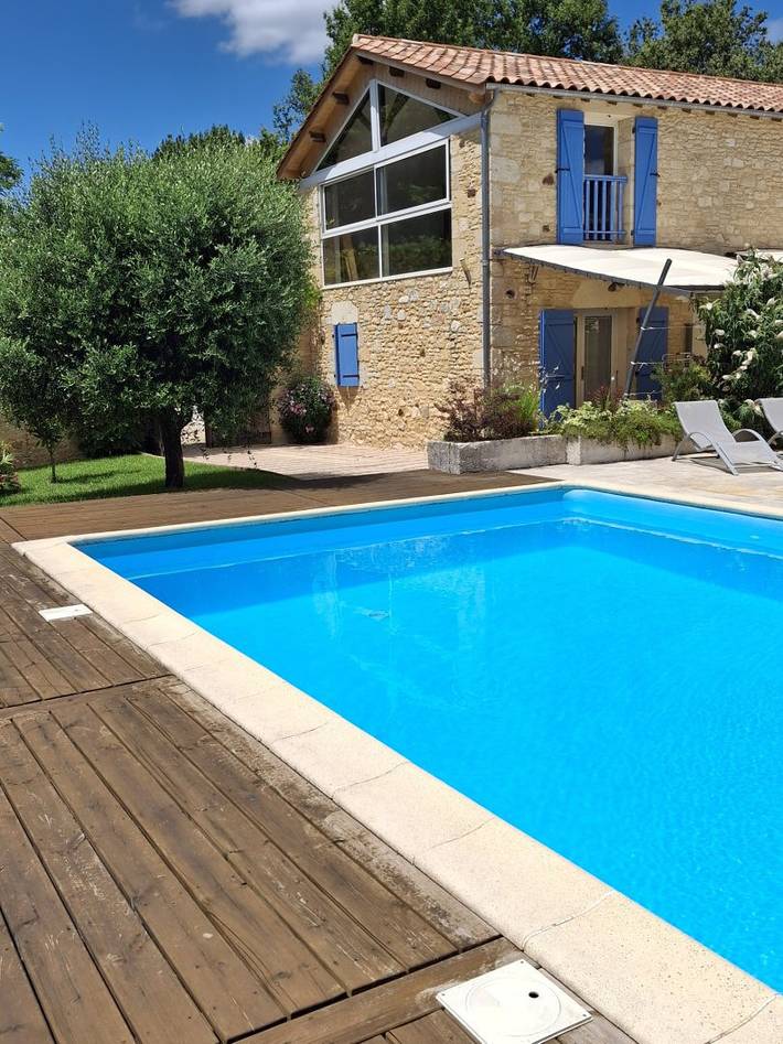 Gîte pour 2 personnes, avec terrasse ainsi que piscine et jardin, animaux acceptés dans le Lot-et-Garonne - 2