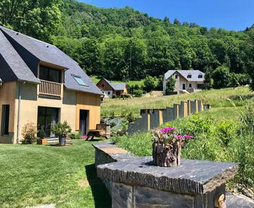 Gîte pour 4 personnes, avec jardin dans Lac de Génos-Loudenvielle