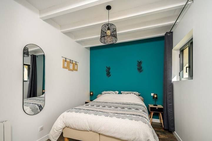 Gîte pour 7 personnes, avec jardin et terrasse ainsi que piscine et jacuzzi à Sadirac - 4