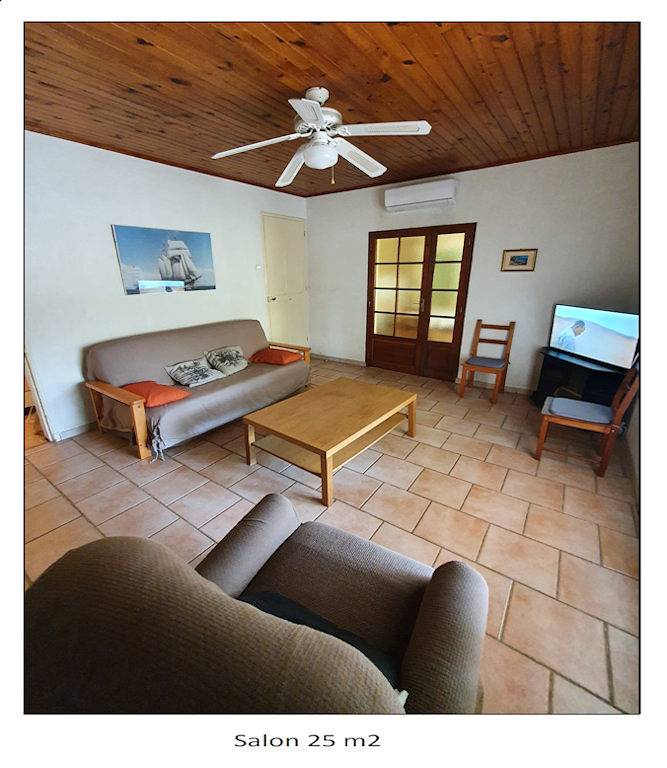 Gîte pour 8 personnes, avec jardin en Provence-Alpes-Côte d'Azur - 4
