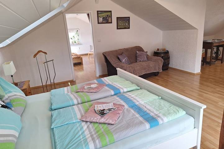 Ferienwohnung für 5 Personen, mit Balkon und Sauna sowie Garten in Bad Münstereifel - 2