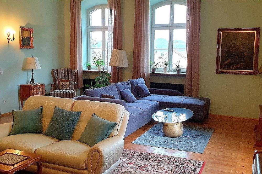 Ganze Wohnung, Ferien im Schloss Hilbringen in Merzig, Saar-Nahe-Bergland