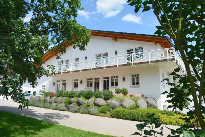 Ferienhaus für 2 Personen, mit Terrasse und Garten in Haiger