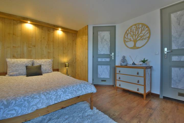 Chambre d’hôte pour 2 personnes, avec jardin et piscine dans le Gers - 2