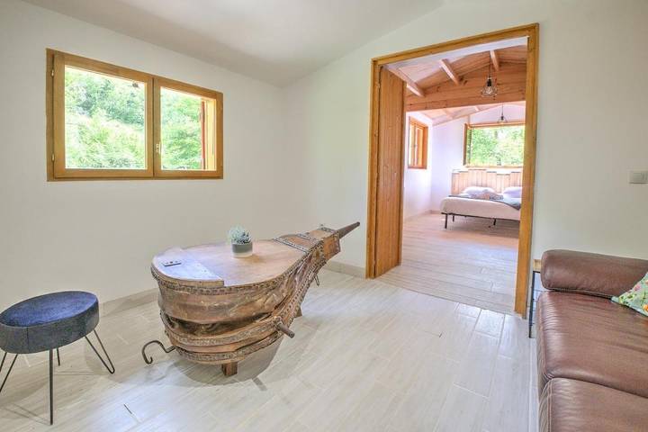 Gîte pour 6 personnes, avec terrasse à Saint-Laurent-sur-Manoire - 2