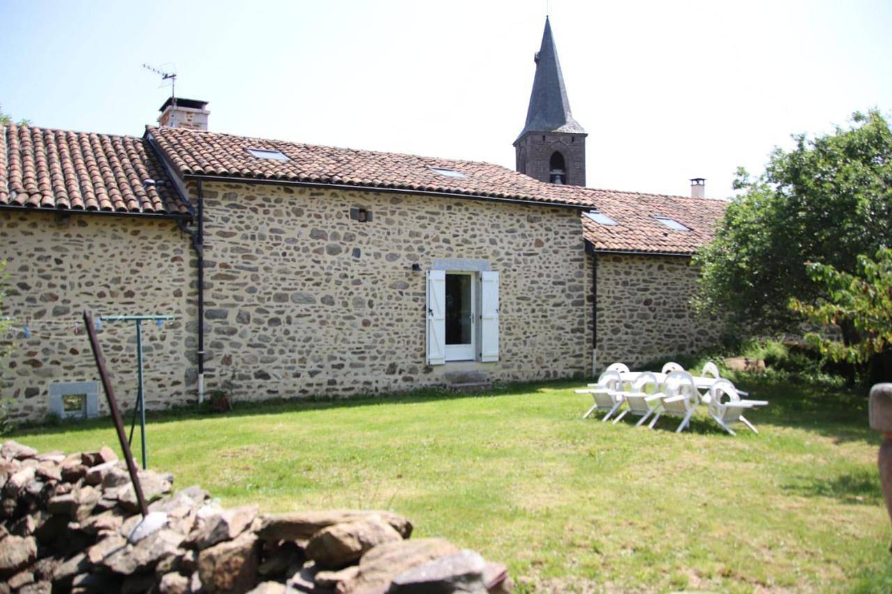 Two-Bedroom House in Anglards-de-Saint-Flour, Région de Saint-Flour