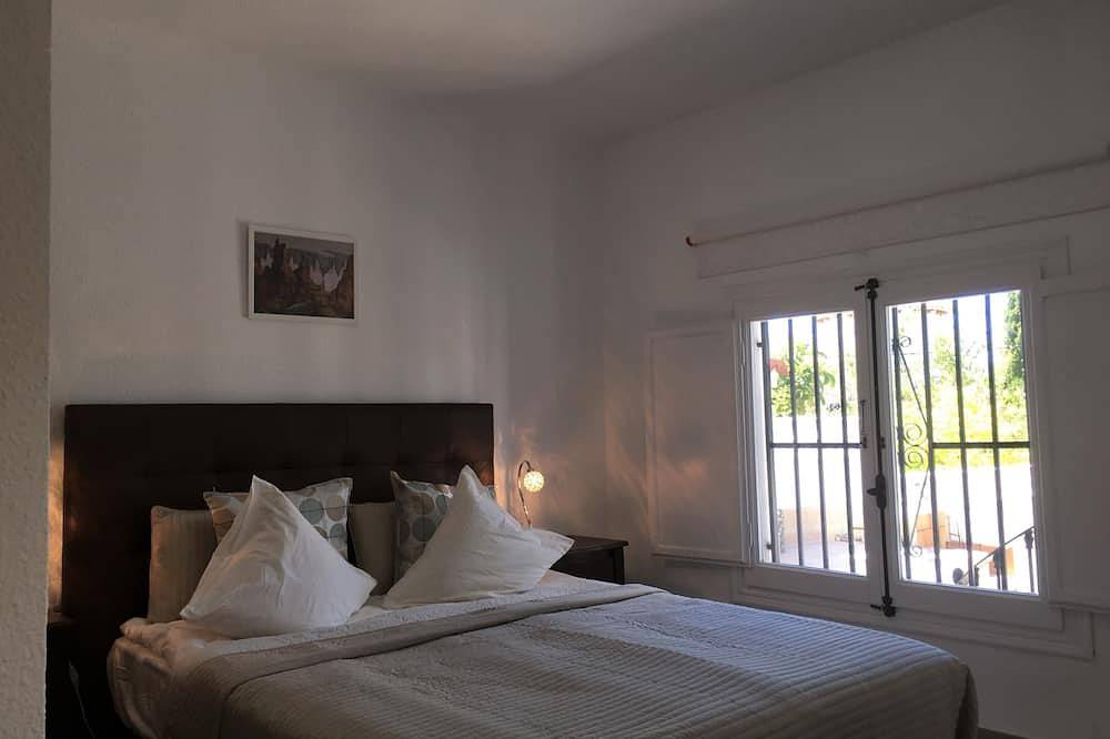 Geheel appartement, Albir Appartement in huis met gemeenschappelijk zwembad, met de tuin in L'Albir, L'Alfàs del Pi