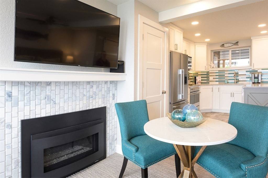 Ganze Wohnung, Oceanfront studio w/ hot tub & beach access in Lincoln City, Devils Lake (OR)