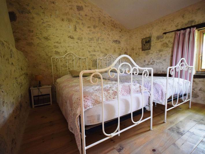 Gîte pour 4 personnes, avec terrasse, adapté aux familles à Bon-Encontre - 4