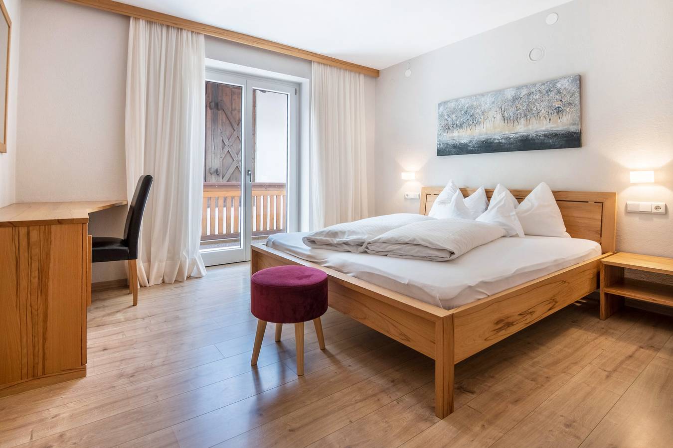 Ganze Wohnung, Ferienwohnung 'Südseite' mit Bergblick, Gemeinschaftsgarten und Wlan in Latschinig, Kastelbell-Tschars