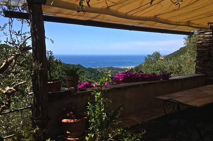 Ferienhaus für 6 Personen, mit Terrasse und Garten