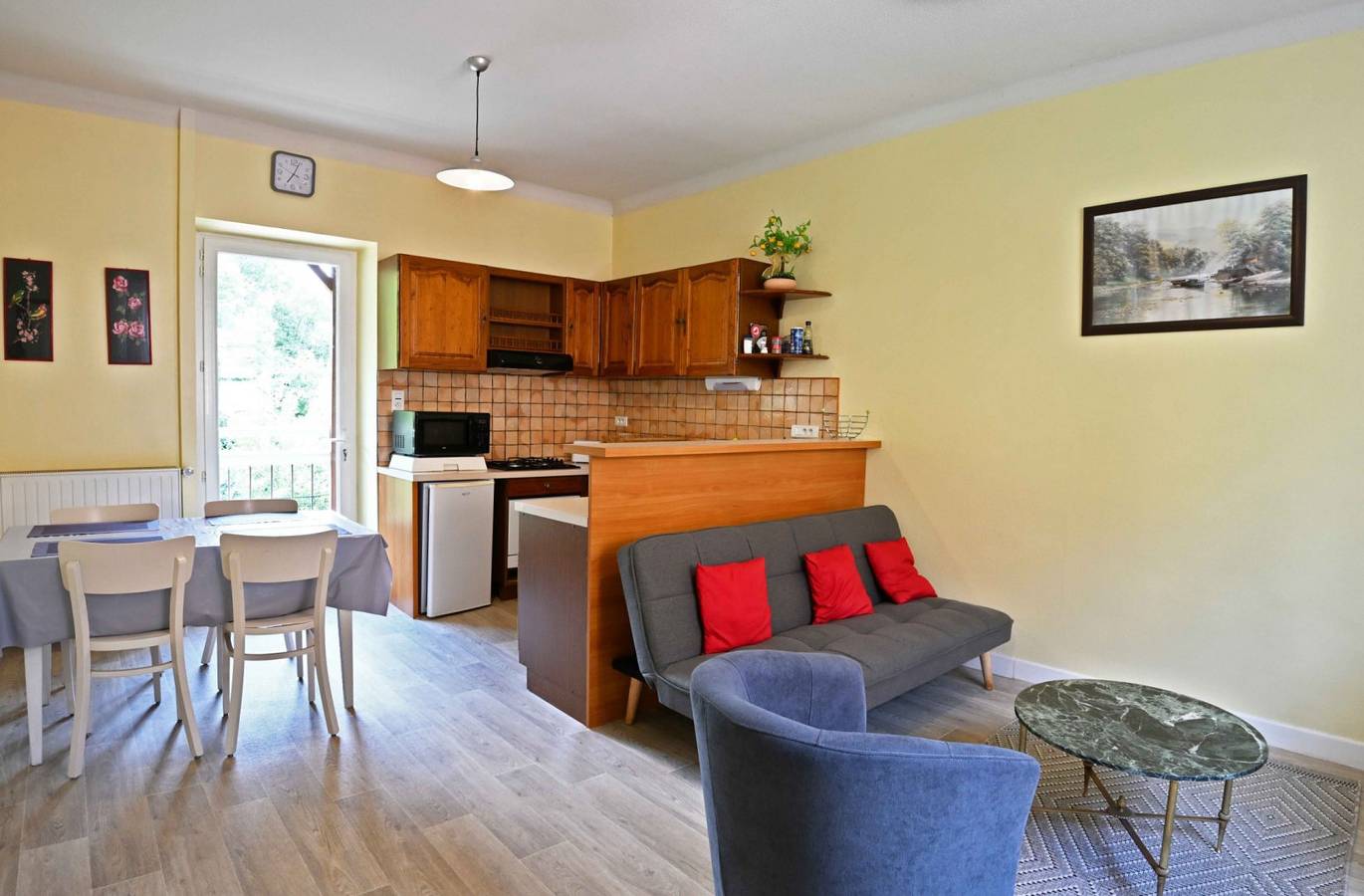 Appartement entier, Gîte "Marie Rose" in Mouret (Aveyron), Aveyron