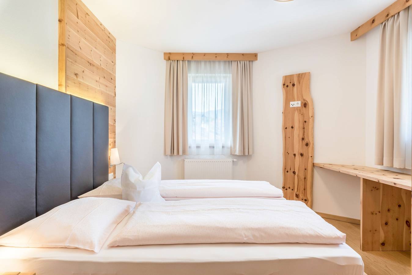 Ganze Wohnung, Apartments Marialisa Superior 'Apt Tulpe' mit Bergblick, Whirlpool & Wlan in Gufidaun, Klausen