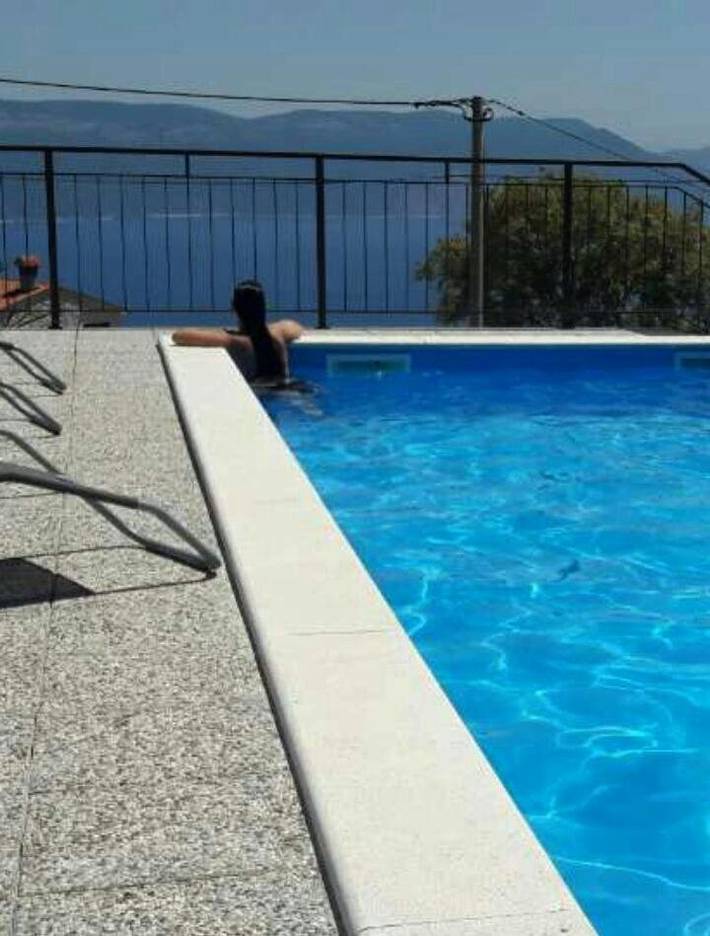 Villa pour 6 personnes, avec jardin ainsi que vue et piscine à Rabac - 3