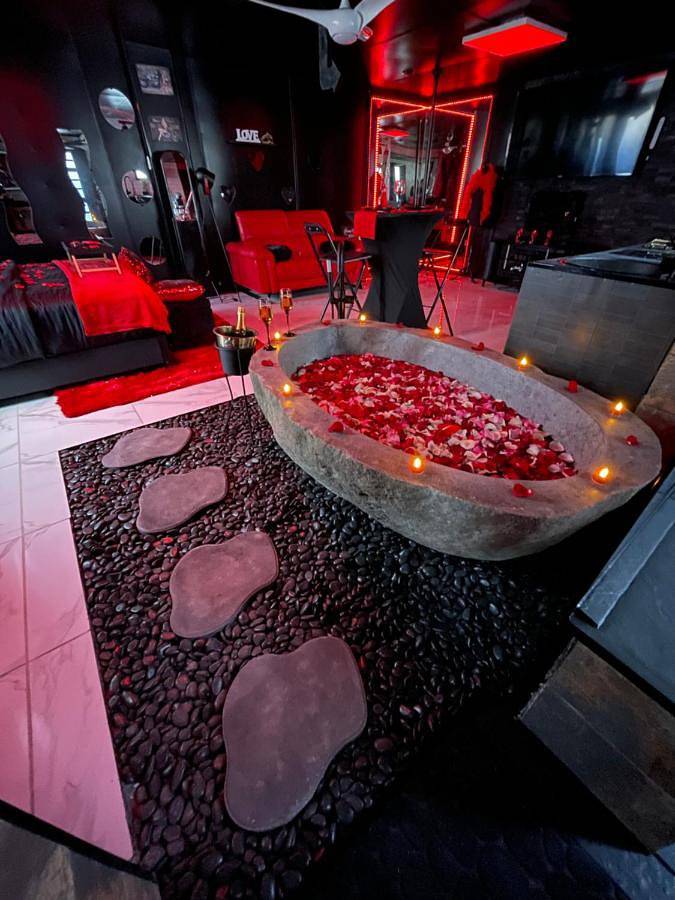 Hôtel pour 2 personnes, avec terrasse dans Trois Mares - 3