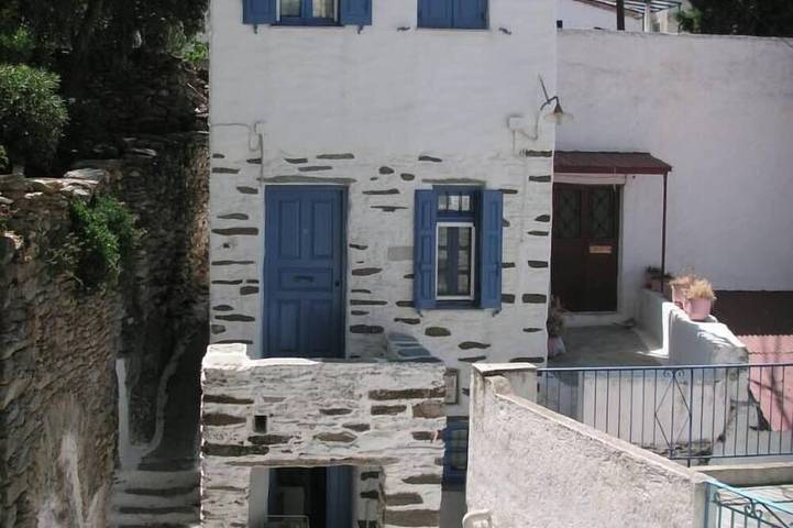 Location de vacances pour 2 personnes, avec balcon dans Kea