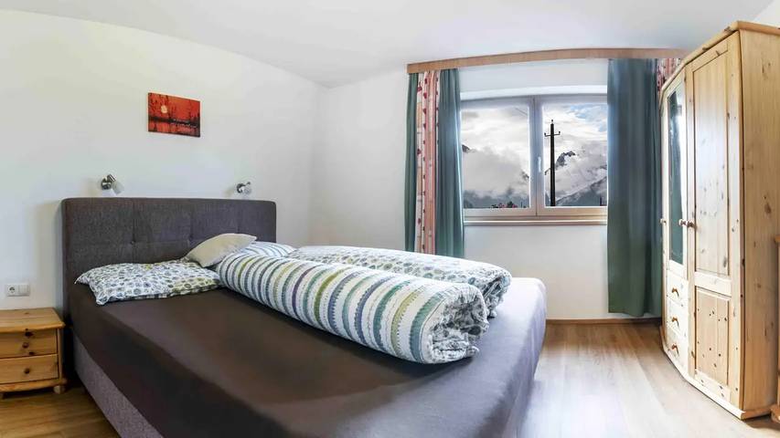Ferienwohnung für 4 Personen, mit Balkon in Längenfeld - 2