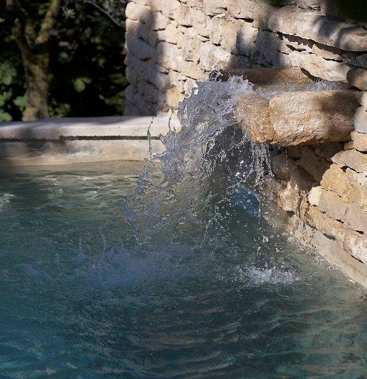 Le Moulin des Sources - Chambre Garance in Gordes, Parc naturel régional du Luberon