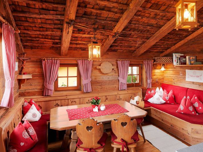 Chalet für 4 Personen, mit Balkon und Sauna sowie Garten in Flachau - 2