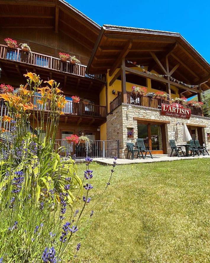 Hotel per 3 persone, con giardino e panorama nonché sauna - 1