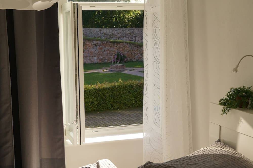 Ganze Wohnung, Ruhiges Loft Style Apartment 5* in Altstadt mit 42m Terrasse in Villingen-Schwenningen, Mittlerer Schwarzwald