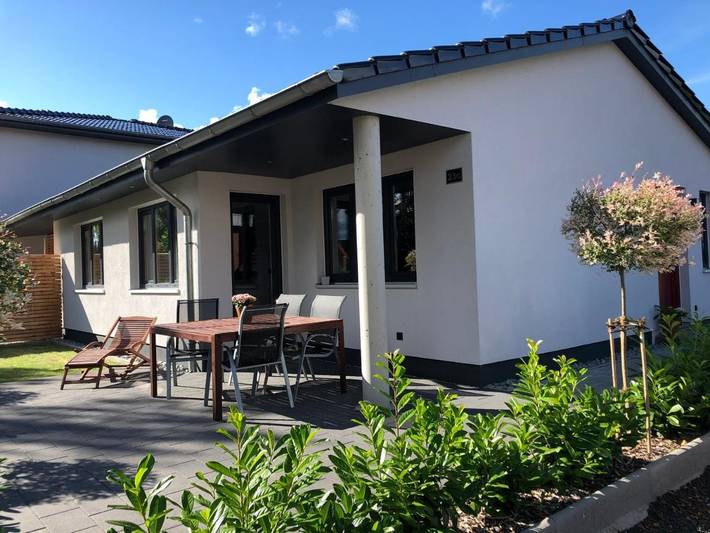 Ferienwohnung für 5 Personen, mit Terrasse und Garten sowie Ausblick in Barlt