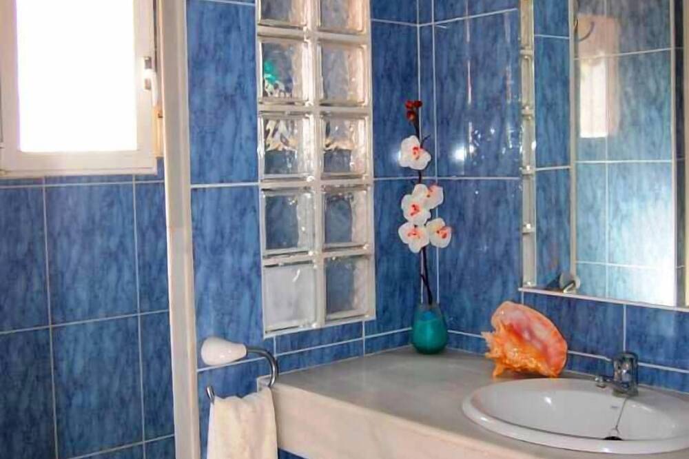 Oferta Especial - Vivienda Independiente Junto Al Mar in Dénia, Costa Blanca