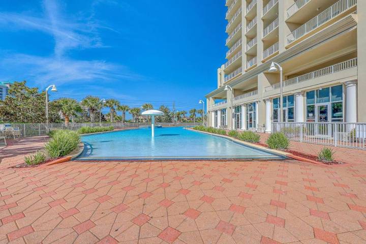 Ferienwohnung für 6 Personen, mit Terrasse und Garten sowie Pool - 1