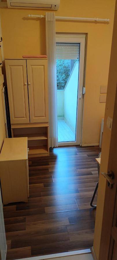 Maison d’hôte pour 2 personnes, avec terrasse à Pula - 2