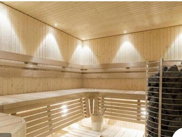 Location de vacances pour 6 personnes, avec sauna et balcon ainsi que vue et piscine dans Cesaree - 3