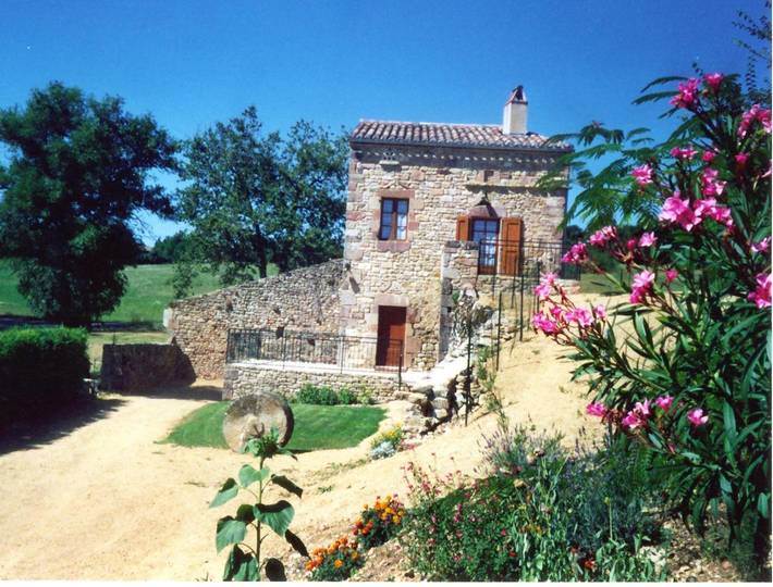 Gîte pour 6 personnes, avec jardin à Tonnac