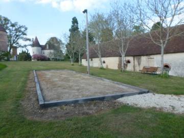 Gîte pour 5 personnes, avec jardin ainsi que terrasse et sauna, animaux acceptés à Paulnay