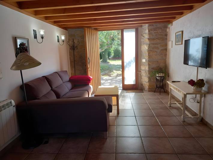 Location de vacances pour 3 personnes, avec jardin en Navarre