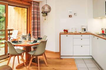 Gîte pour 4 personnes, avec jardin dans Siviez