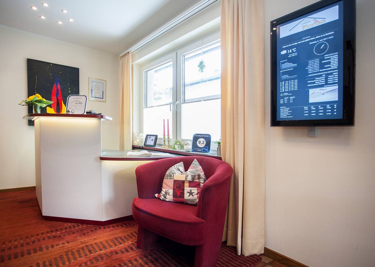 Landhaus Florian - Doppelzimmer Südseite mit Terrasse oder / Balkon in Züschen, Winterberg